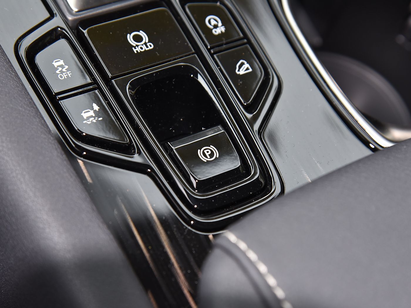 Lexus RX300, 2025