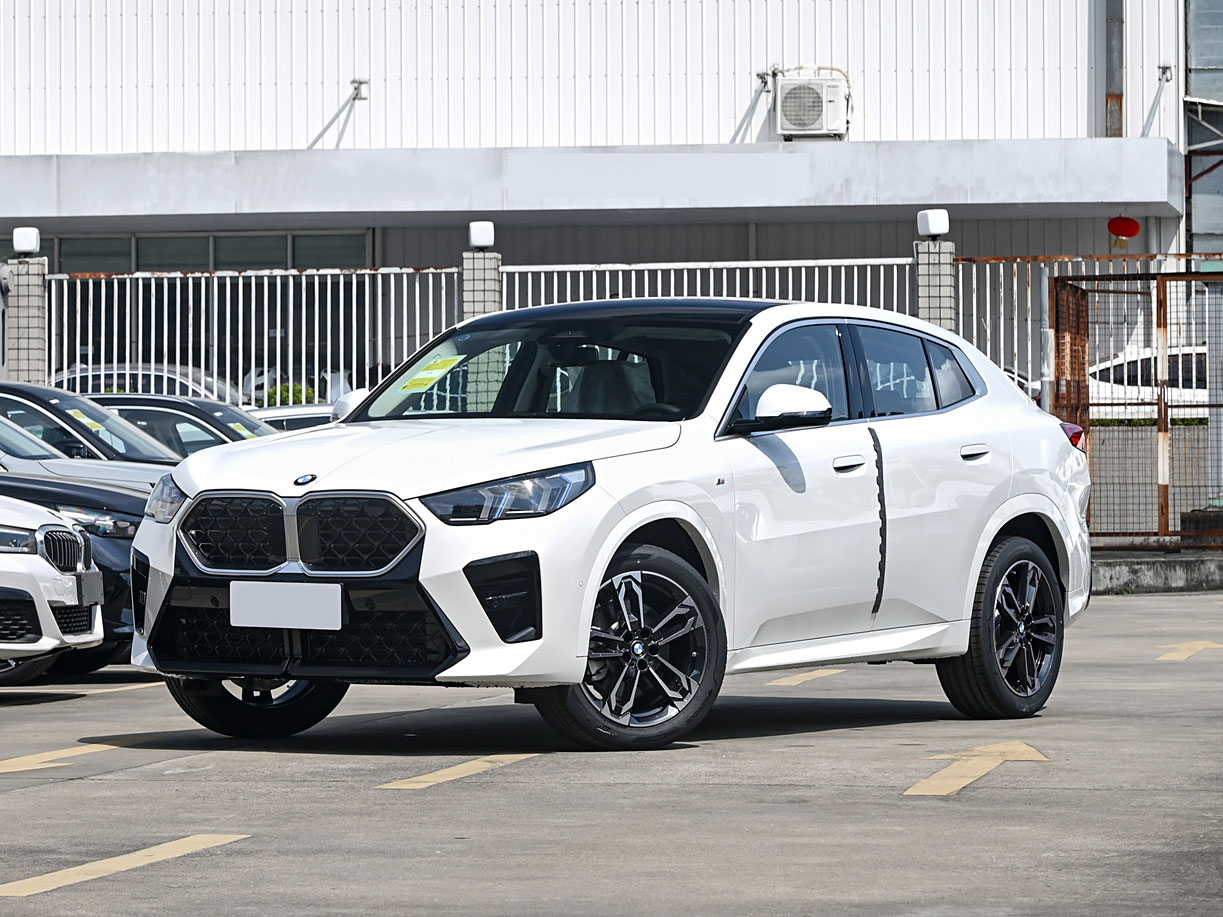Купить BMW X2 2024 года с пробегом бу
