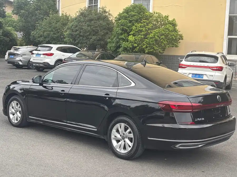 Volkswagen Passat, 2022