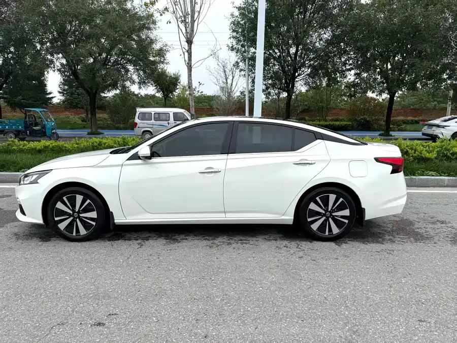 Nissan Altima, 2022