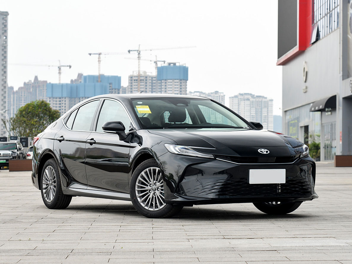 Toyota Camry, 2025