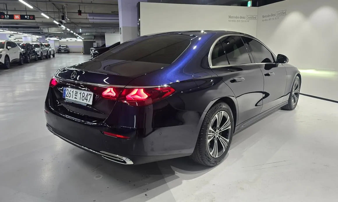 Mercedes-Benz E200, 2024