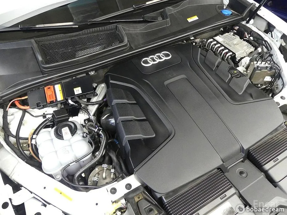 Audi Q8, 2021