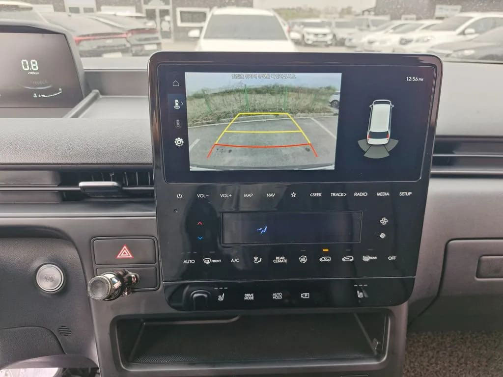Hyundai Staria, 2022