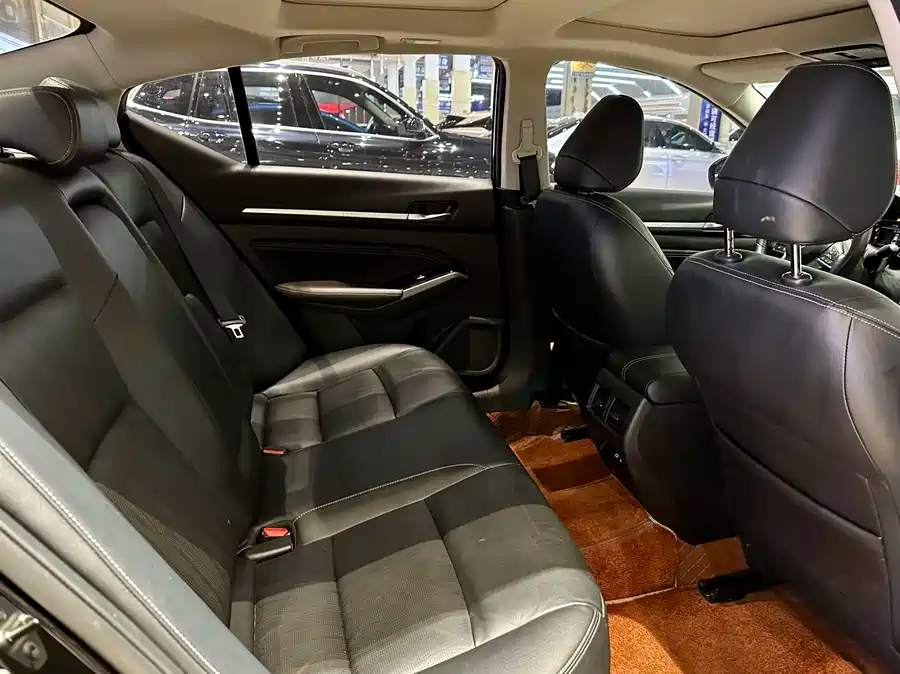 Nissan Altima, 2023
