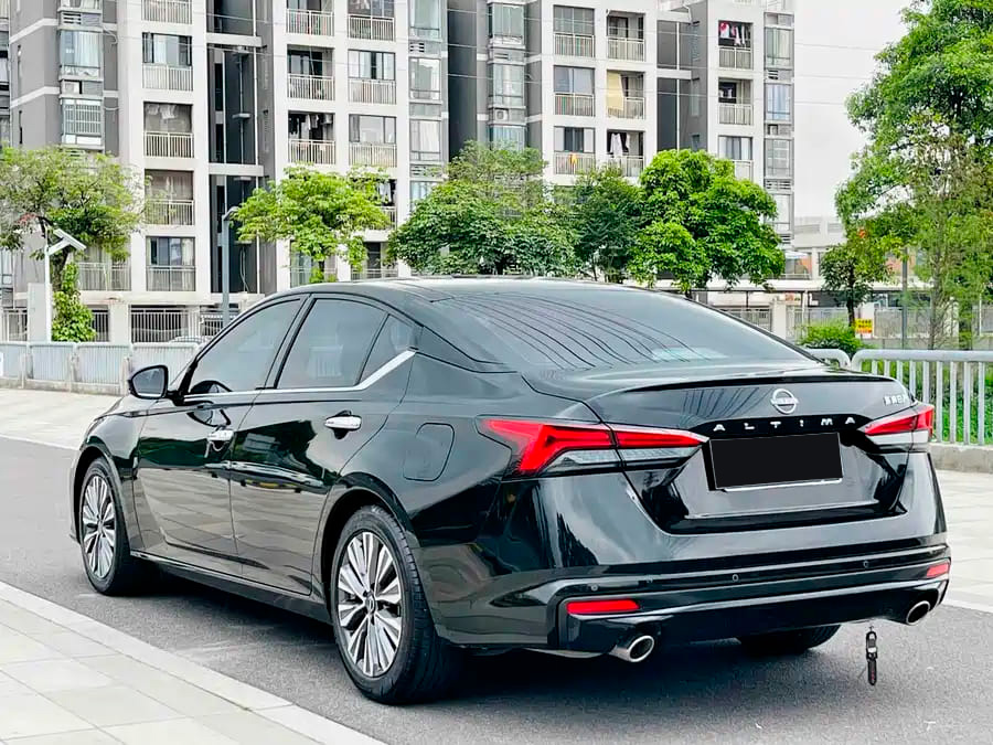 Nissan Altima, 2023