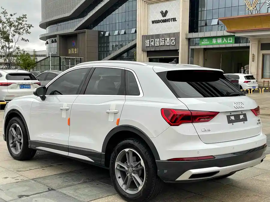Audi Q3, 2021