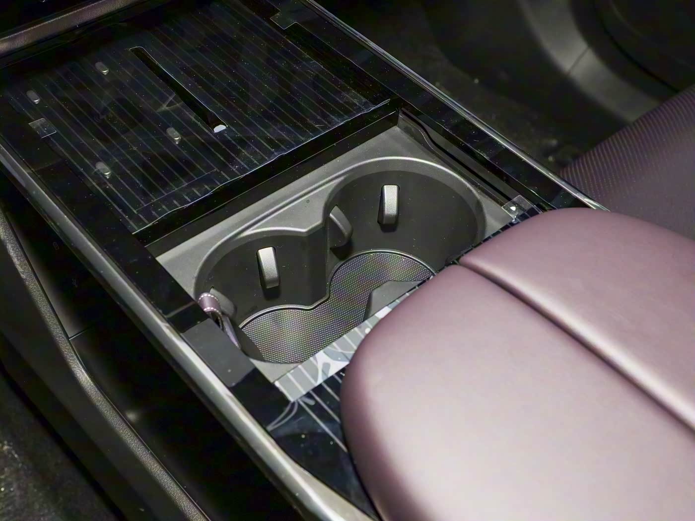 Mazda EZ-60, 2025