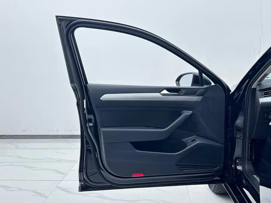 Volkswagen Magotan, 2022