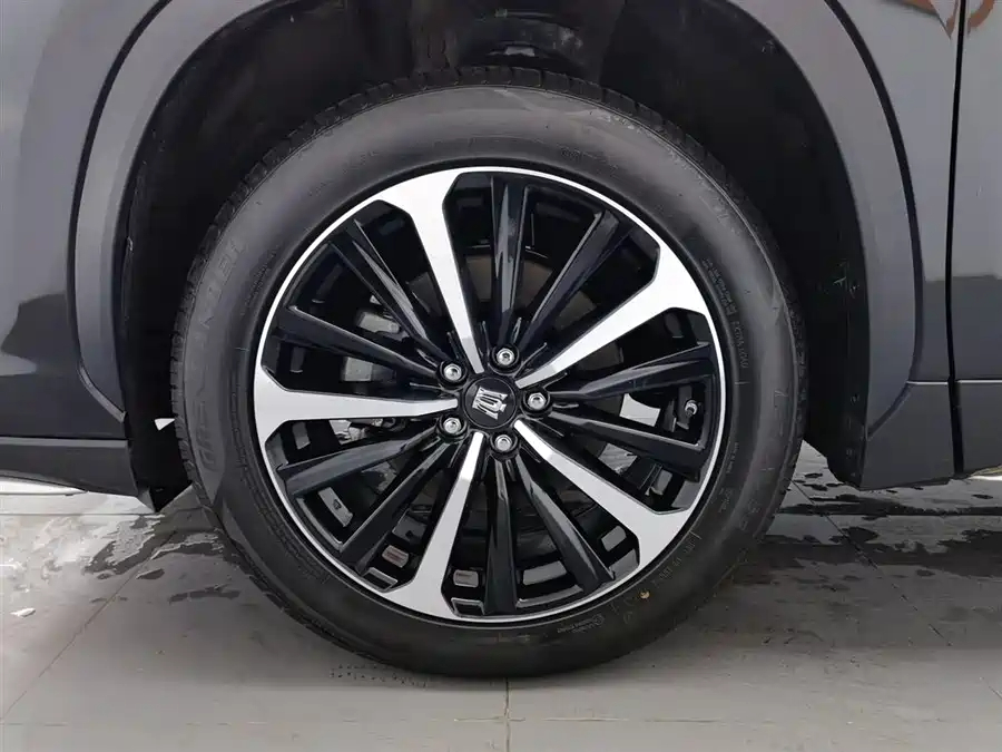 Toyota Crown Kluger, 2023