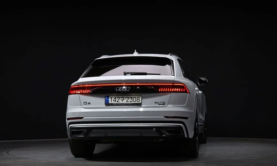Audi Q8, 2021
