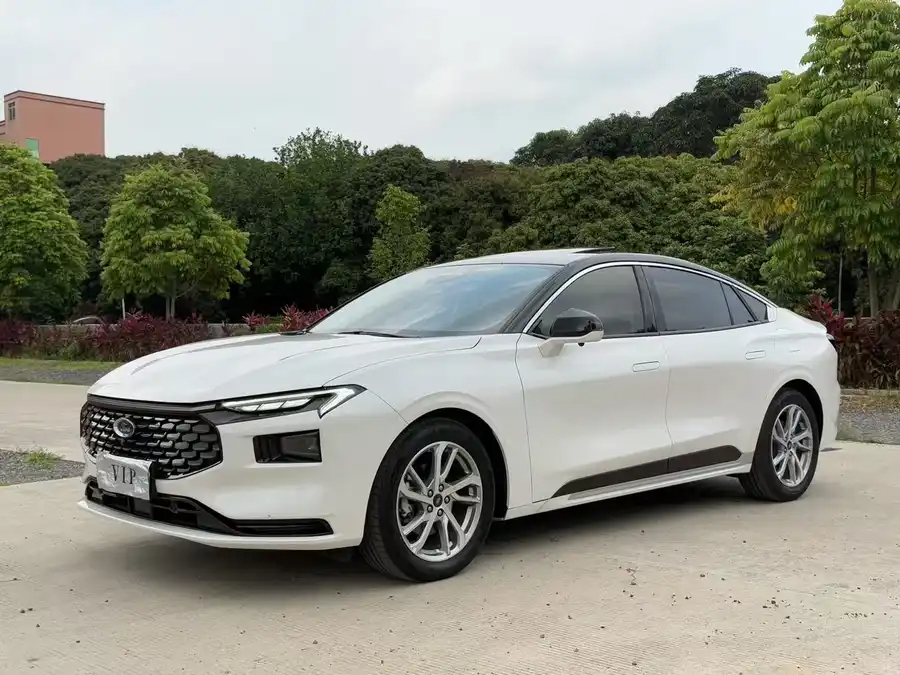 Купить Ford Mondeo 2022 года с пробегом новый