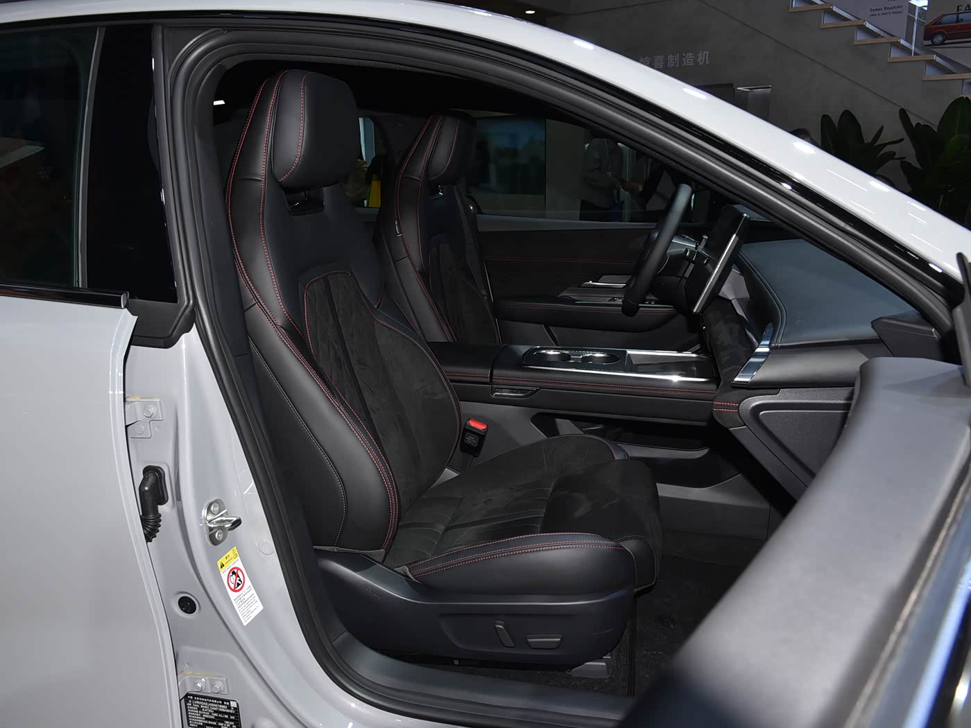 Mazda EZ-6, 2026