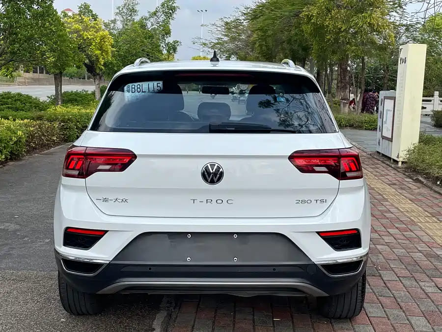 Volkswagen T-Roc, 2023