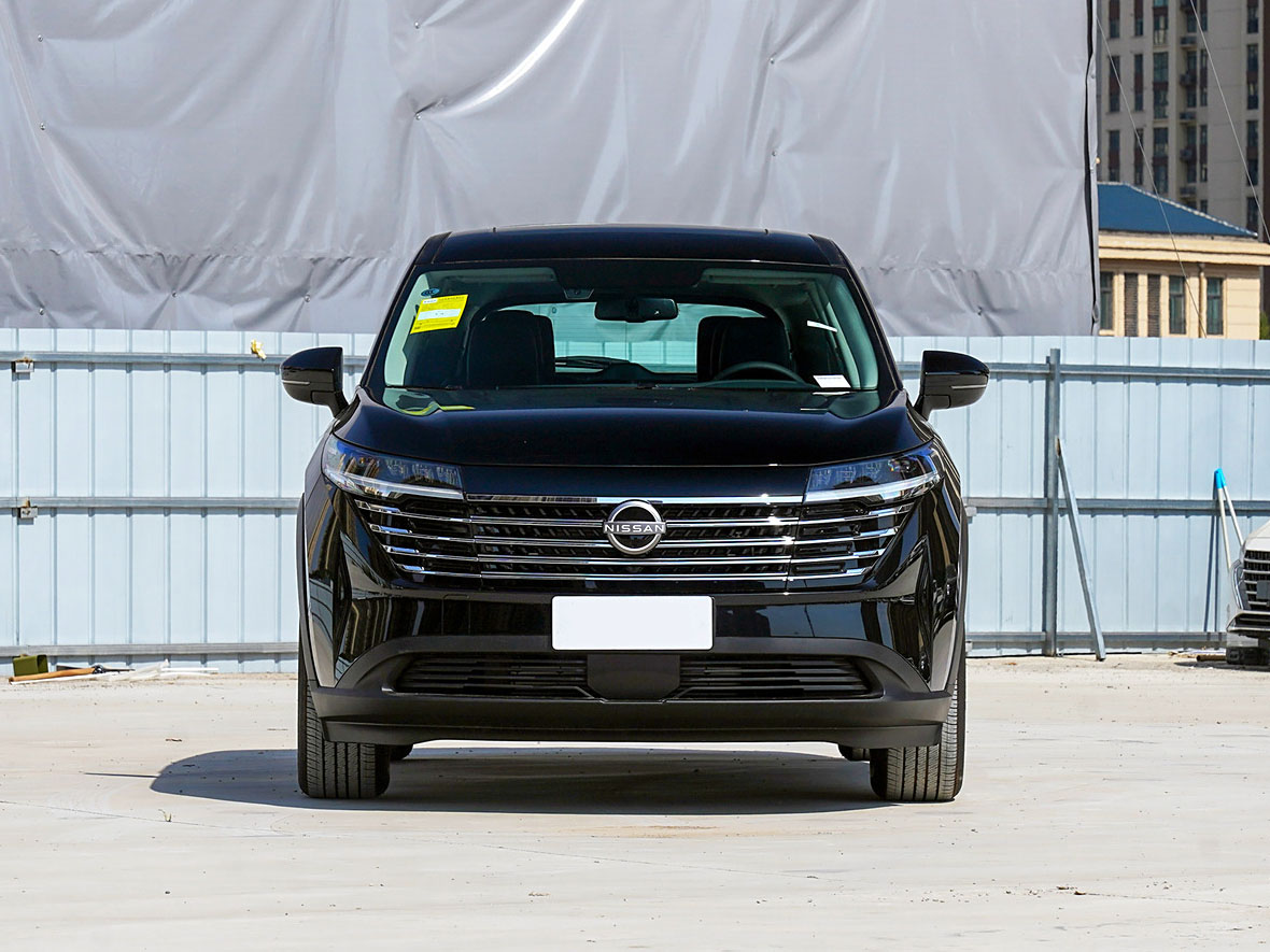 Nissan Pathfinder, 2025