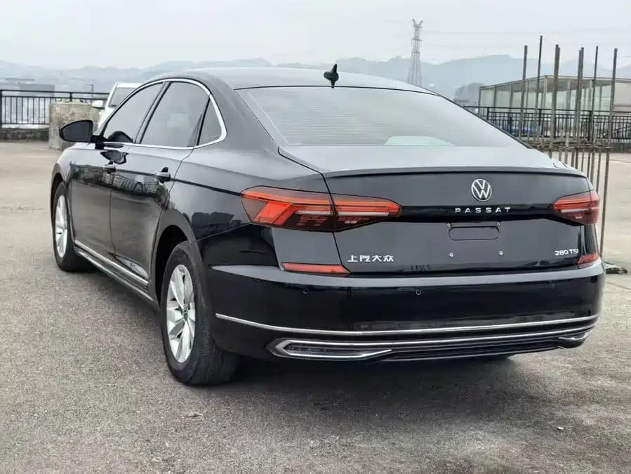 Volkswagen Passat, 2021