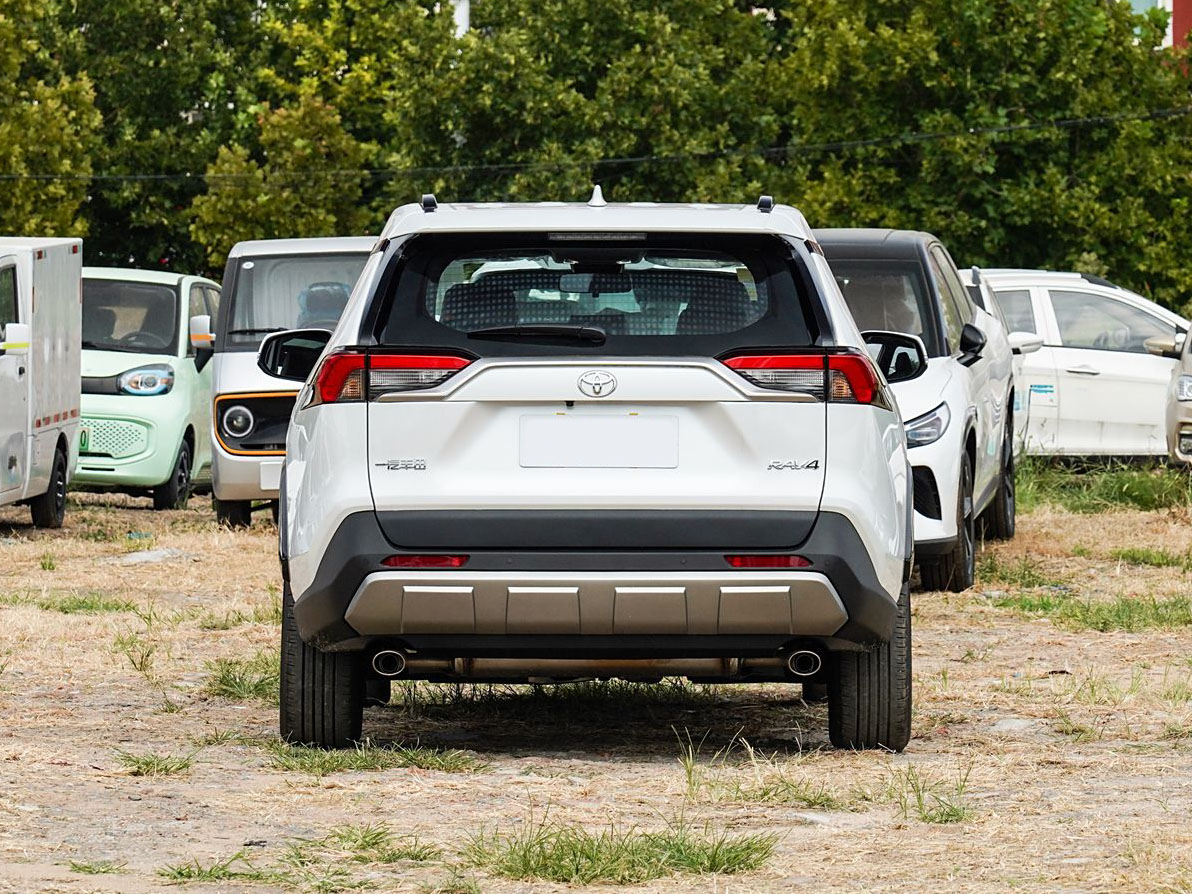 Toyota RAV4, 2025