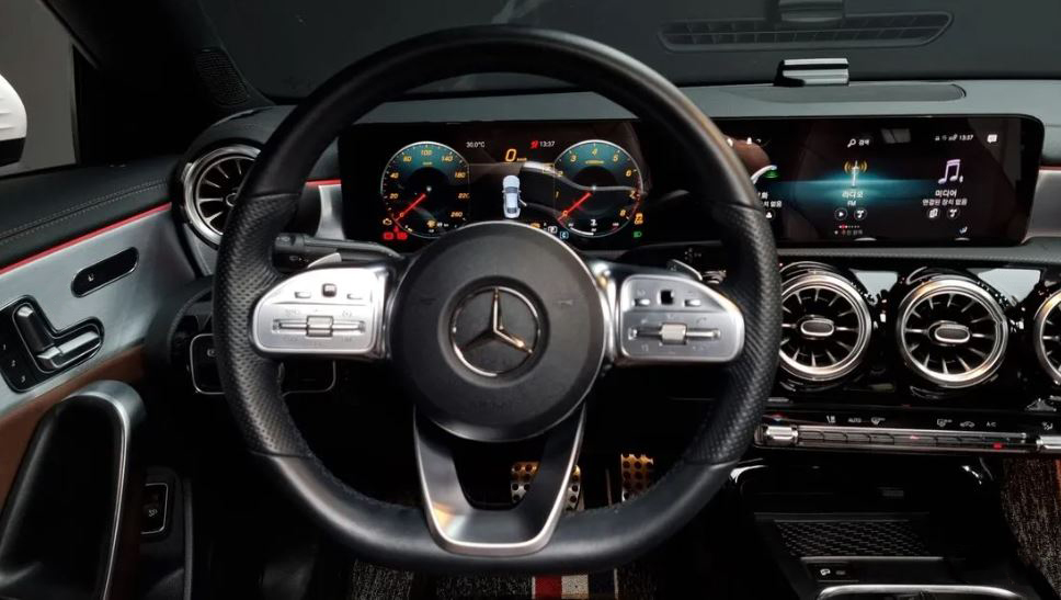 Mercedes-Benz CLA250, 2021