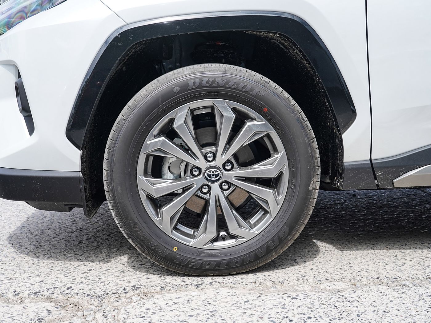 Toyota RAV4, 2025