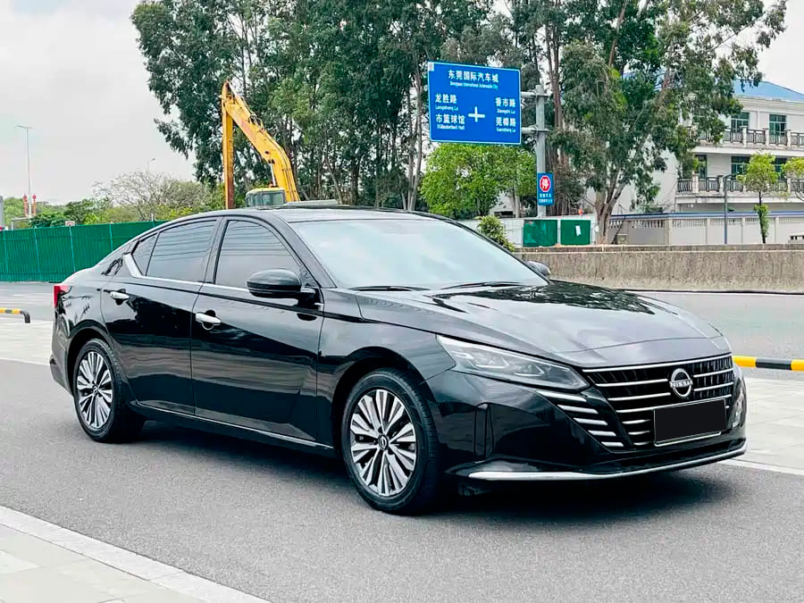Nissan Altima, 2023