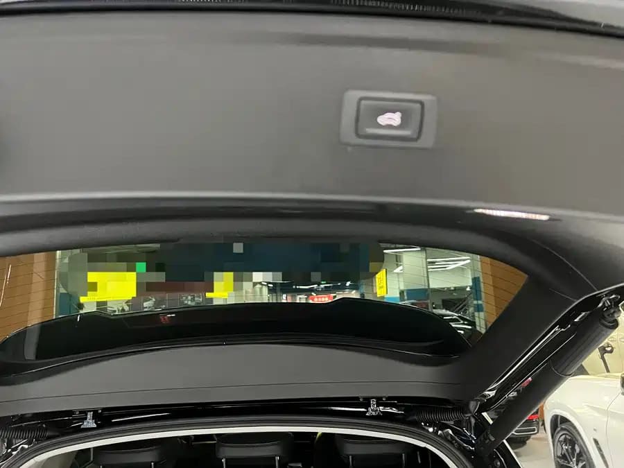 Audi Q5L, 2025