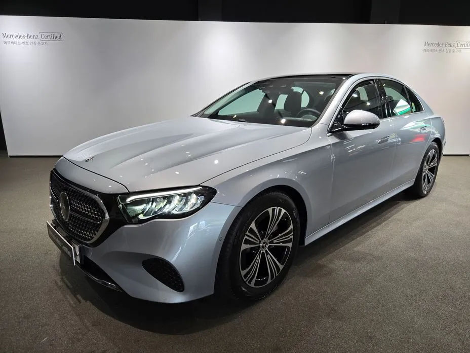 Купить Mercedes-Benz E200 2024 года с пробегом новый