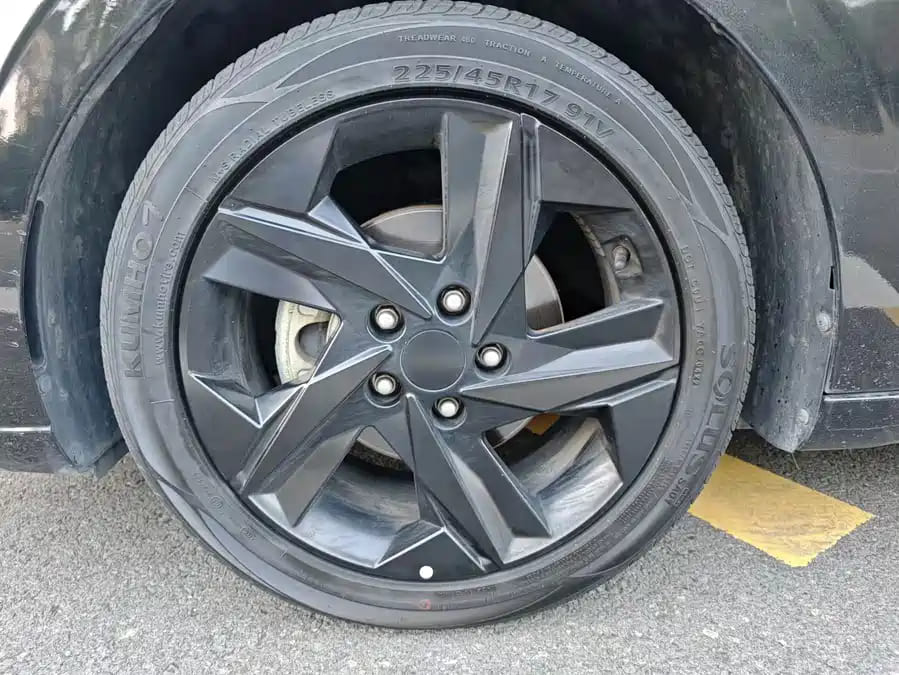 Hyundai Elantra, 2022