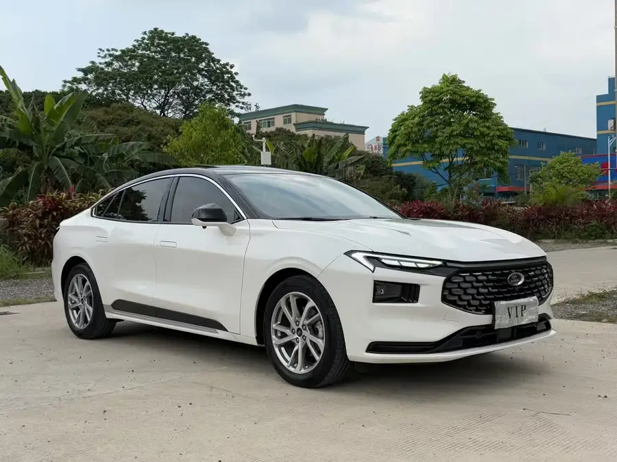 Ford Mondeo, 2022