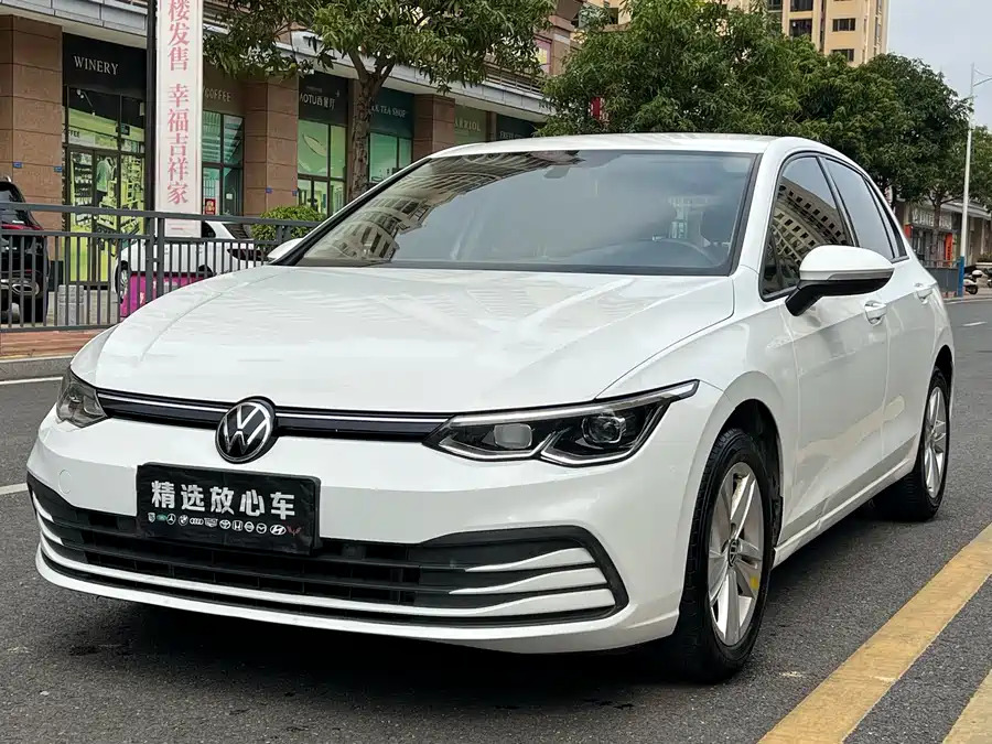 Купить Volkswagen Golf 2023 года с пробегом бу