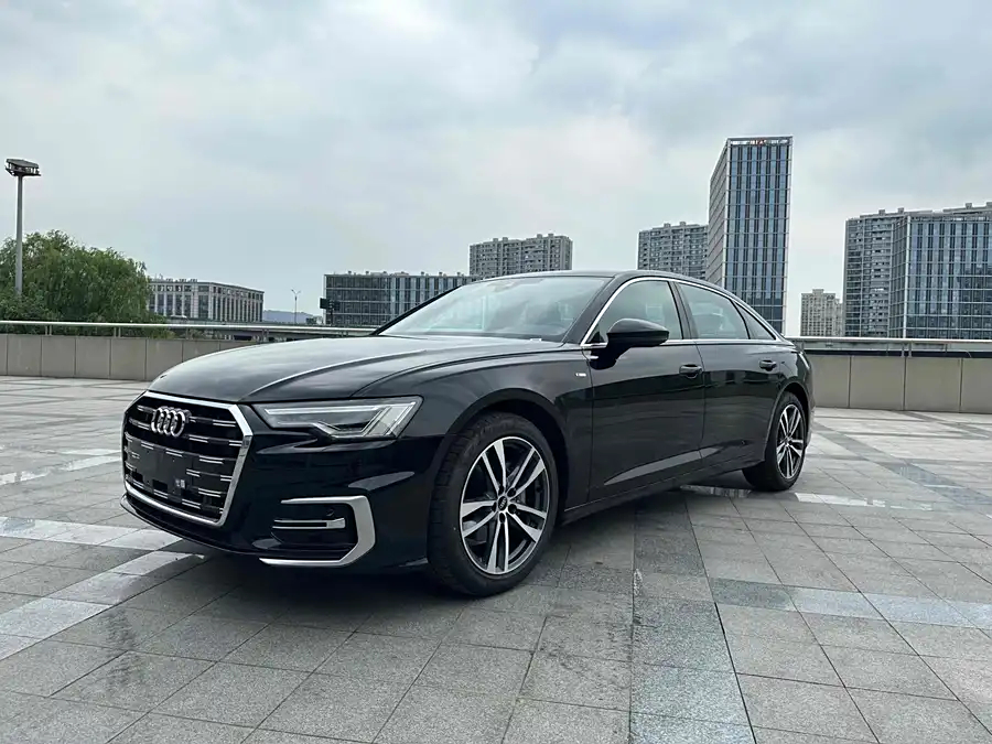 Купить Audi A6L 2024 года с пробегом бу