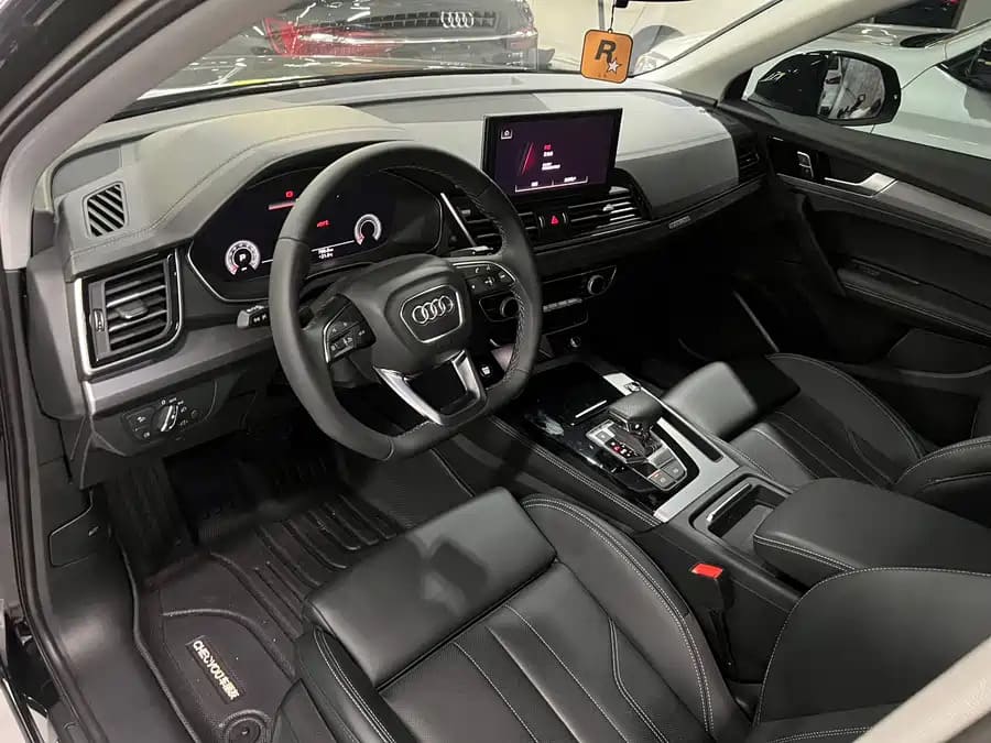 Audi Q5L, 2025