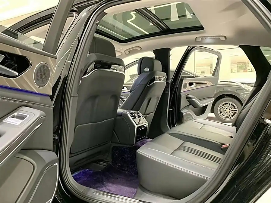 Hongqi H9, 2023