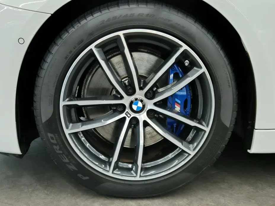 BMW 520i, 2022