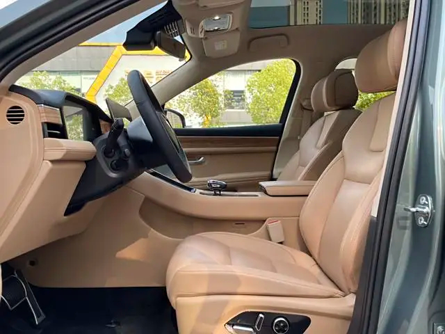 AITO M5, 2022