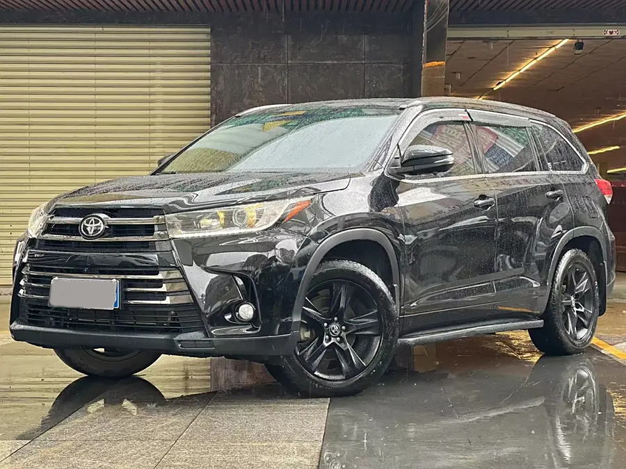 Купить Toyota Highlander 2020 года с пробегом новый