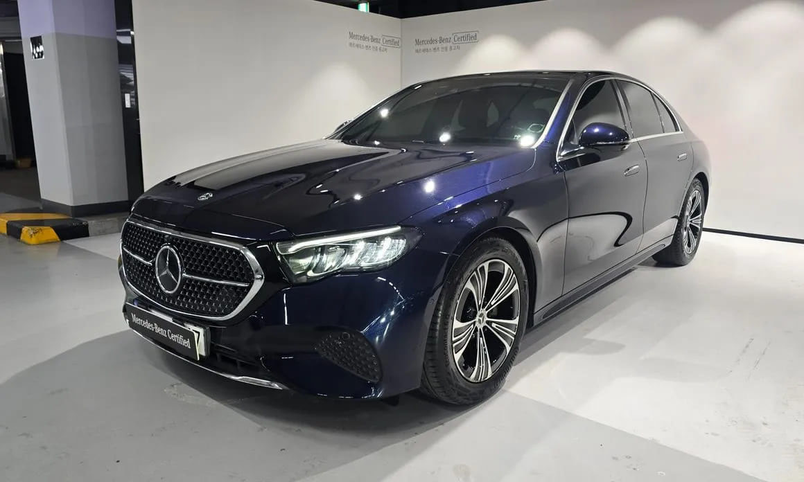 Купить Mercedes-Benz E200 2024 года с пробегом новый