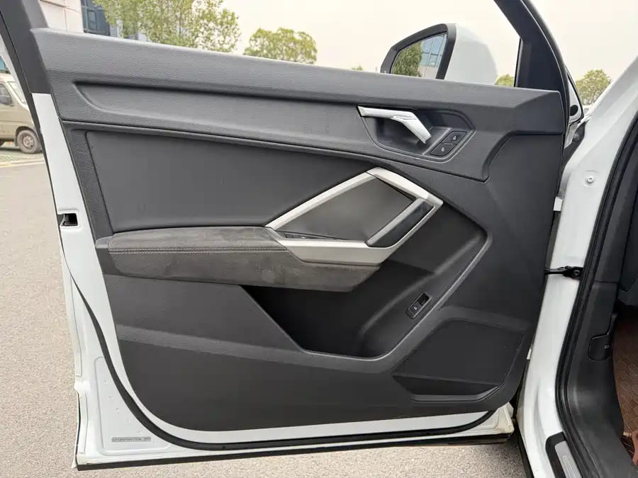 Audi Q3, 2022
