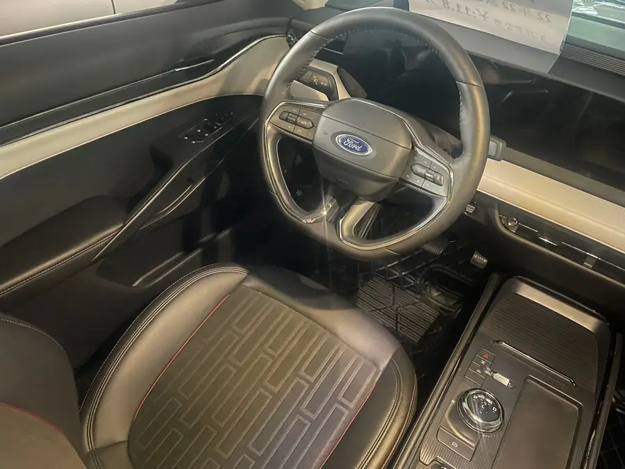 Ford Mondeo, 2022