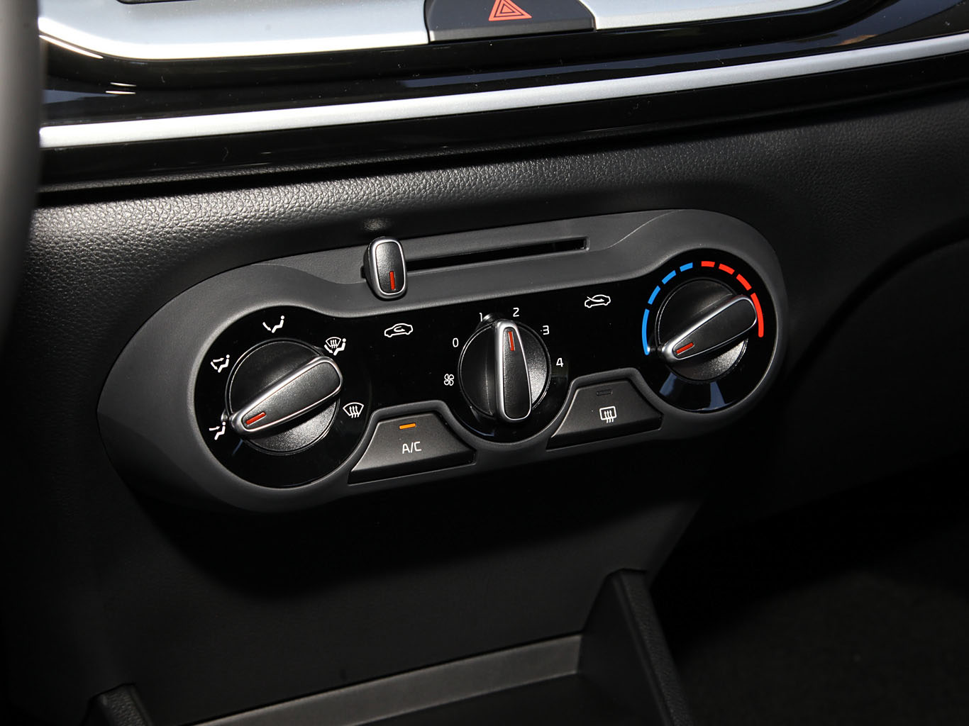 Kia KX1, 2025