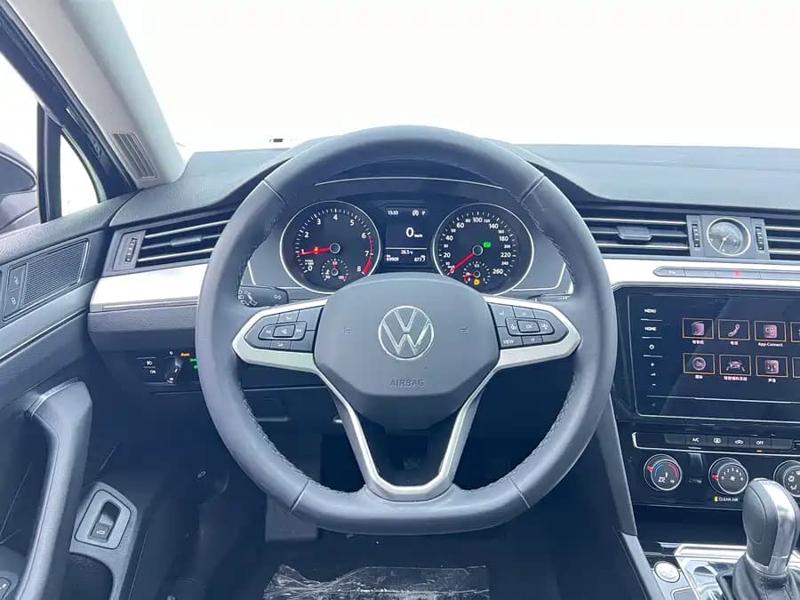 Volkswagen Magotan, 2022