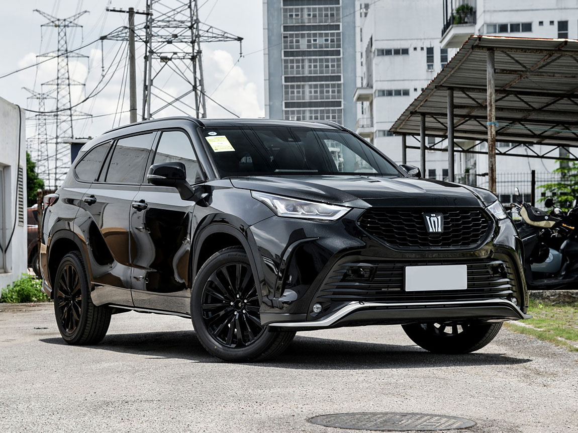 Toyota Crown Kluger, 2025