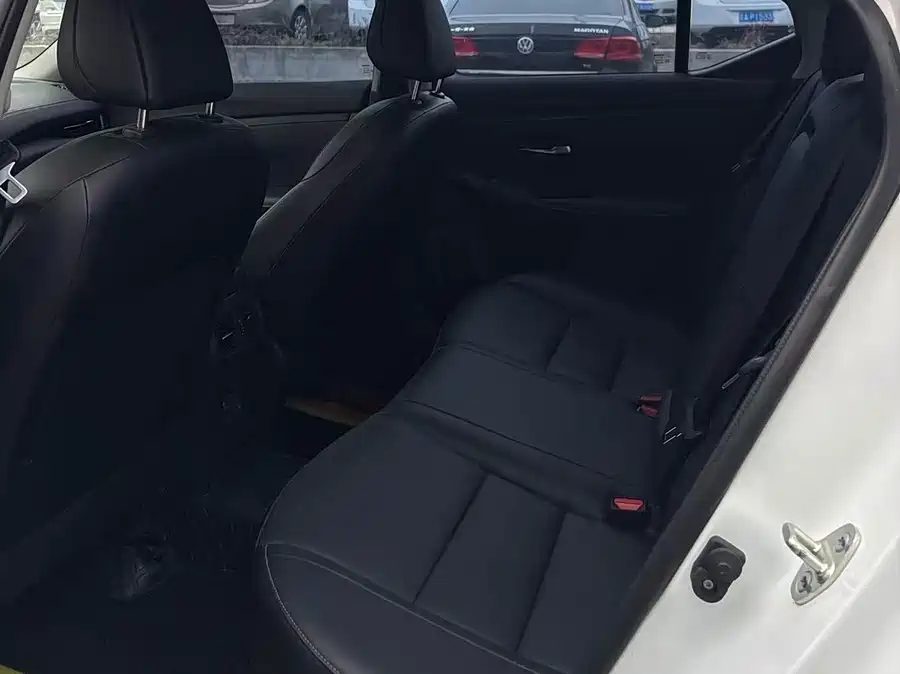 Nissan Sylphy, 2023