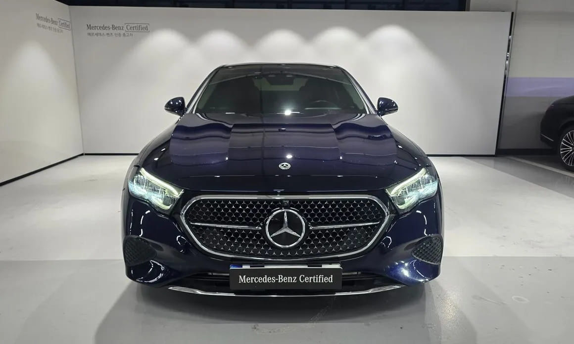 Mercedes-Benz E200, 2024