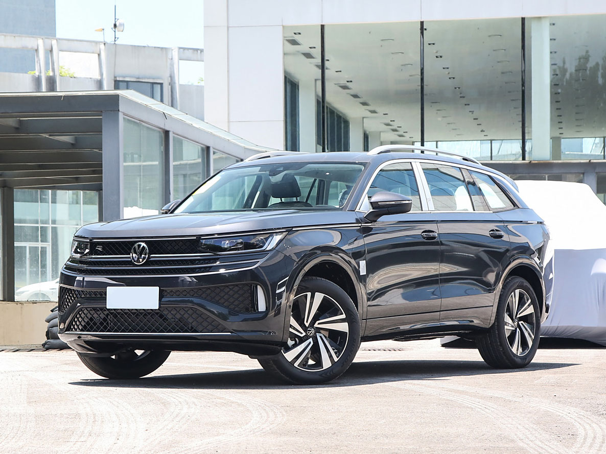 Купить Volkswagen Tavendor 2025 года с пробегом бу
