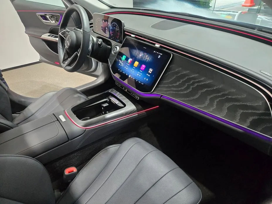 Mercedes-Benz E200, 2024