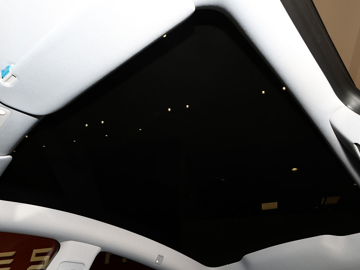 Tesla Model Y, 2025