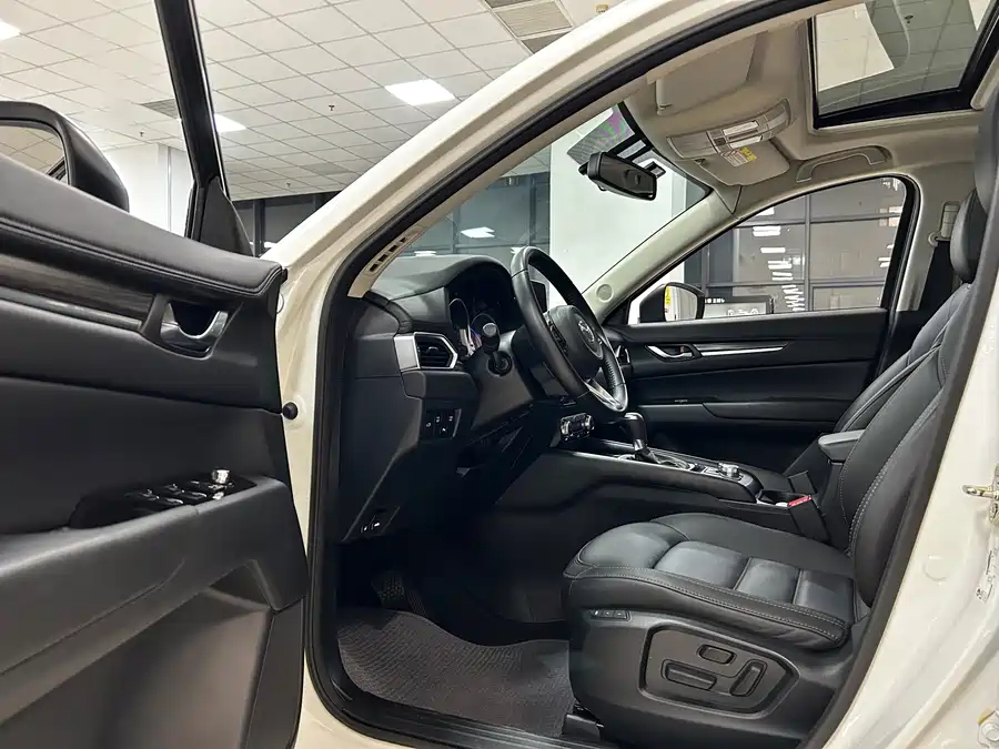 Mazda CX-5, 2021