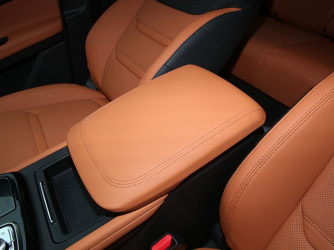 Ford Equator Sport, 2025