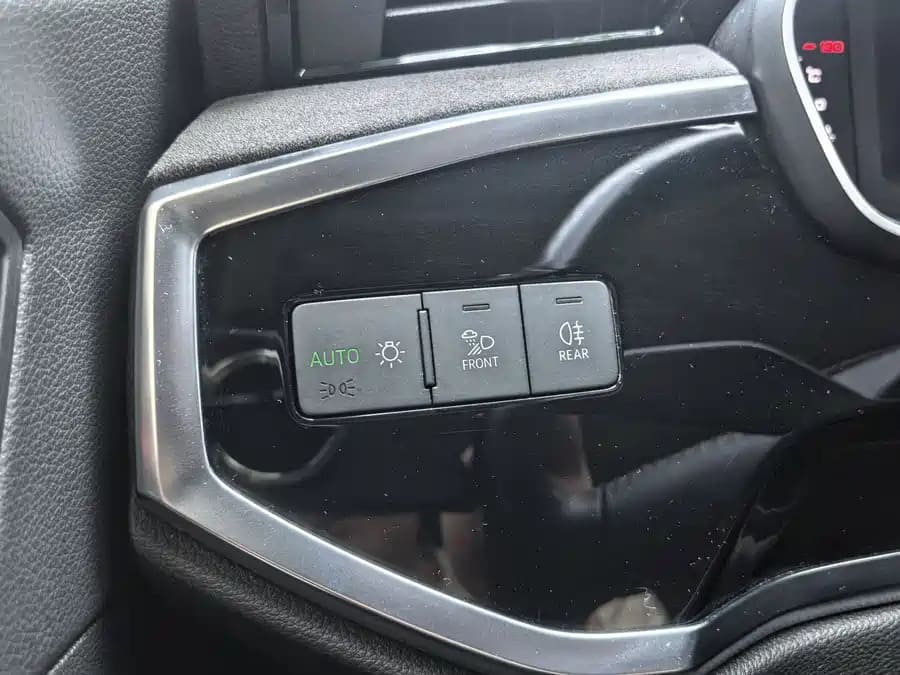 Audi Q3, 2021