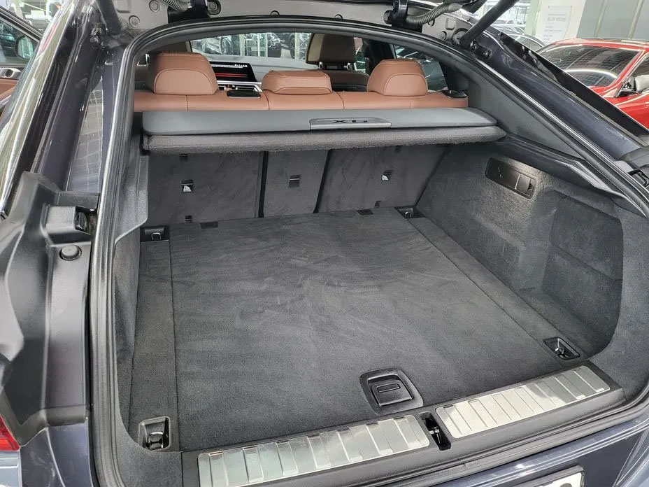 BMW X6, 2022
